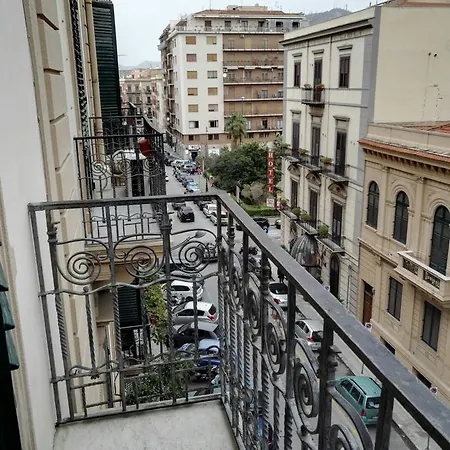 Beautiful Life 3* Παλέρμο